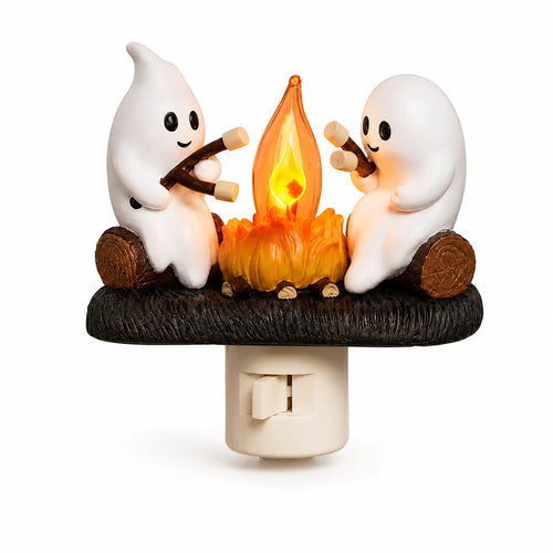 3D-Flacker-Lagerfeuer-Stecker-Nachtlicht, LED-Nachtlicht mit Halloween- und Weihnachtsfiguren, niedliche Indoor-Feiertagsdekoration für Schlafzimmer, Flur und Geschenke, Harz